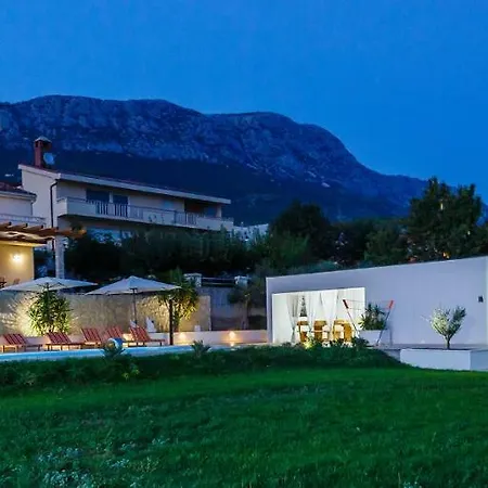 Villa Sun-kissed Luxury Mediterranean