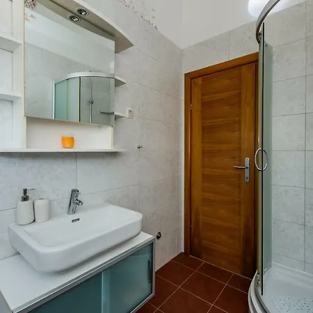 Sun-kissed Luxury Mediterranean Villa Kastela