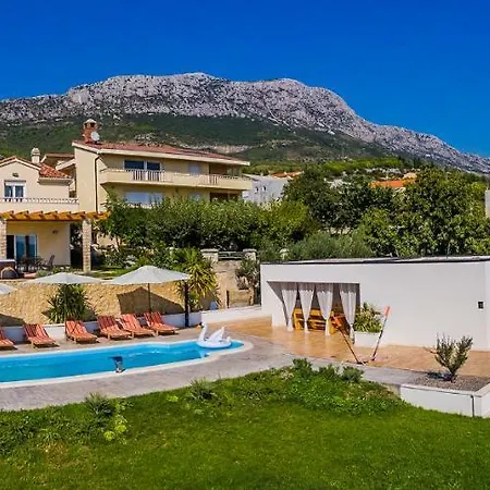 Sun-kissed Luxury Mediterranean Villa